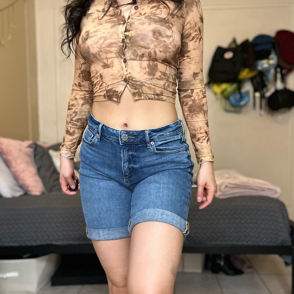 Loft Medium Wash Short Jeans